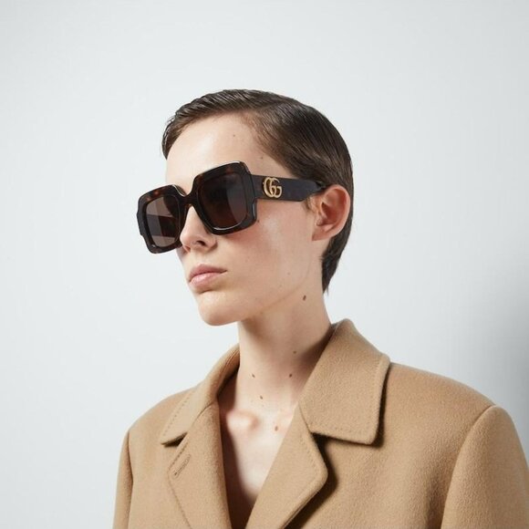 Gucci GG1547S 001 BRAND NEW Sunglasses Black Grey Women Square main image 5